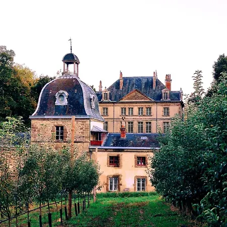 Chateau De Crepol